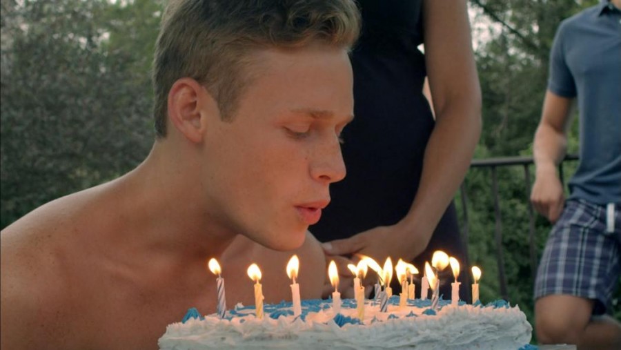 17 Year Old Harry Comes to Terms With His Sexuality in HENRY GAMBLE’S BIRTHDAY PARTY | TRAILER