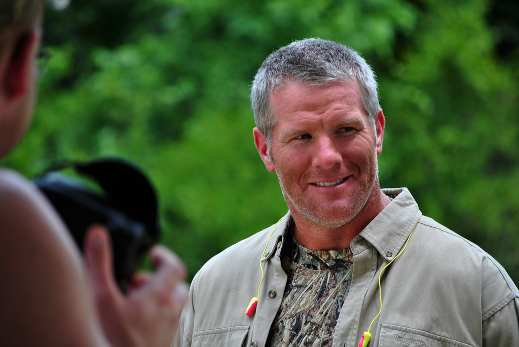 Brett Favre, documentary "Shocked: A Hidden Factor in the Sports Concussion Crisis"