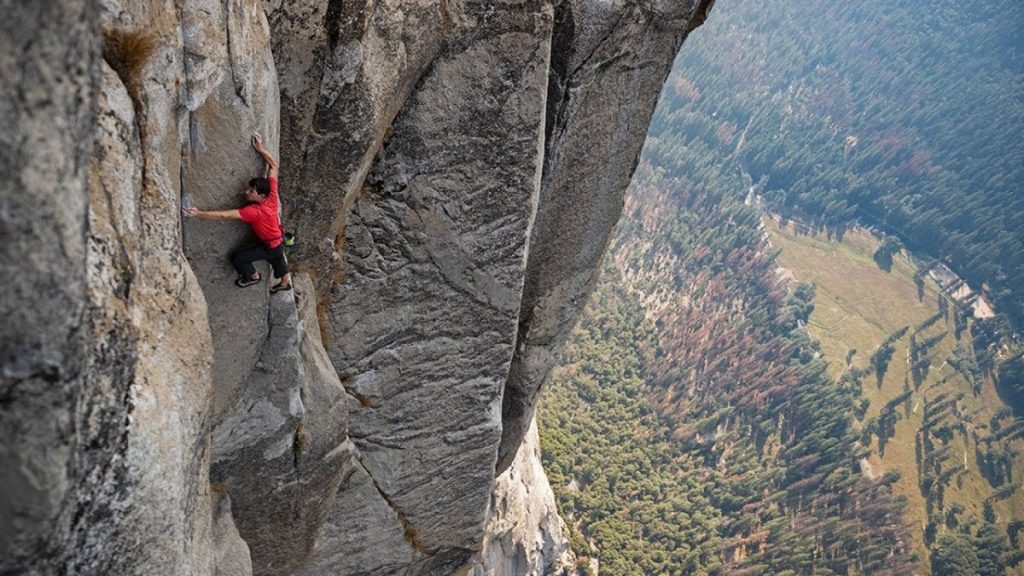 FREE SOLO