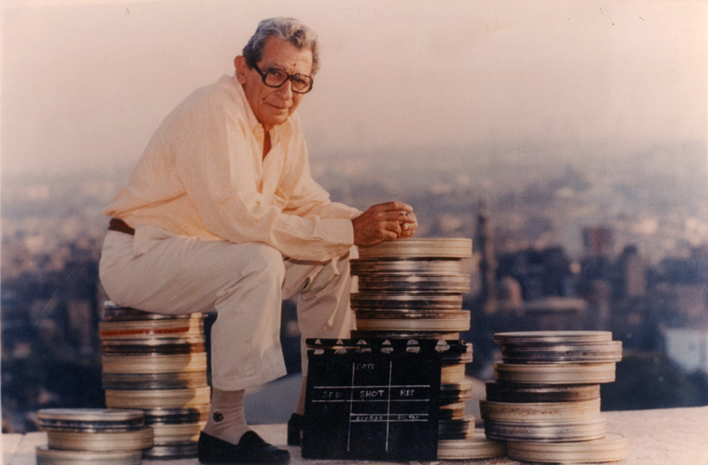 Youssef Chahine on the set of Destiny (1996)