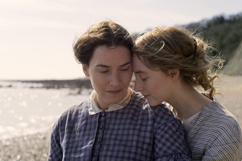 Kate Winslet and Saoirse Ronan in Ammonite 