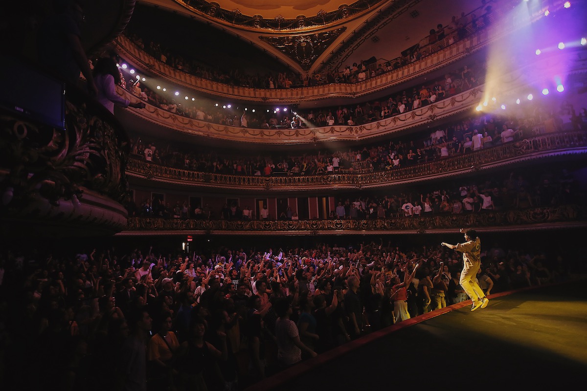 "AmarElo - It’s all for yesterday" Emicida @ 21H Theatro Municipal 