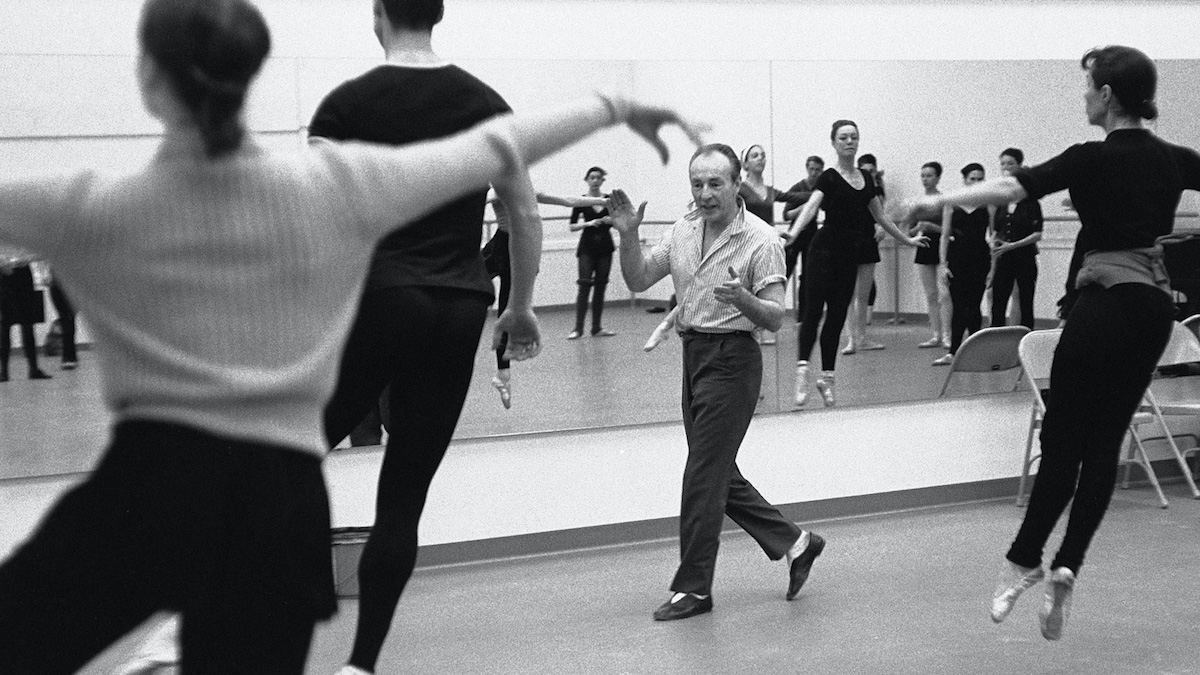 George Balanchine teaching at the New York State Theater in Lincoln Center (circa 1964). Photo: Martha Swope. As seen in In Balanchine's Classroom.