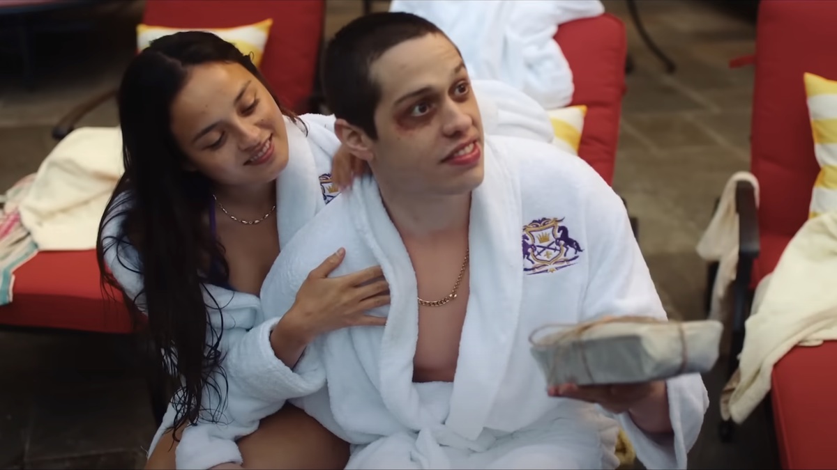 Bodies Bodies Bodies' Review: Pete Davidson's Fun SXSW Horror Pic – The  Hollywood Reporter