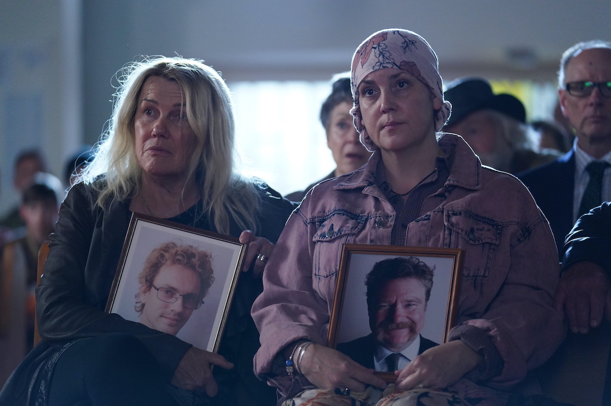 Melanie Lynskey and Robyn Malcolm in Pike River 