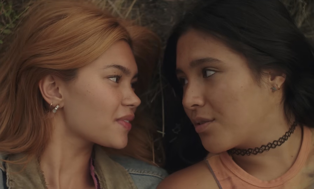 Girls Like Girls trailer by Hayley Kiyoko 