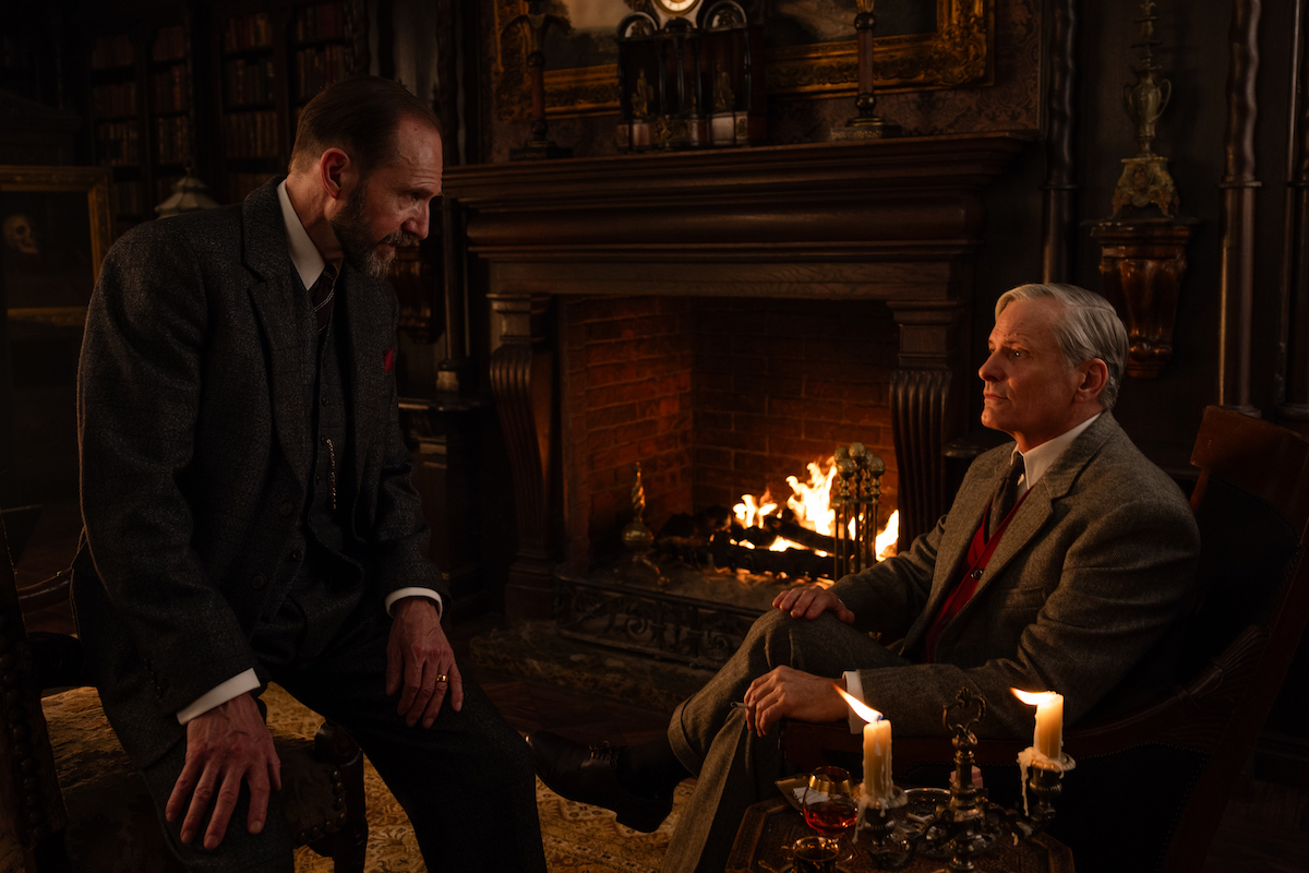 Ralph Fiennes and Viggo Mortensen in Embers