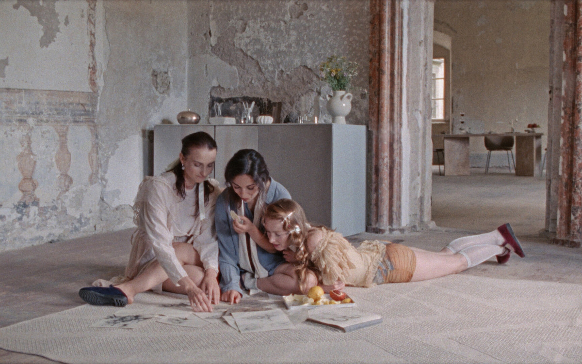 Glorious Summer directed by Helena Ganjalyan and Bartosz Szpak